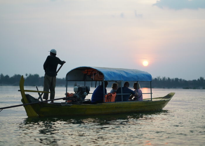The tour package to explore Tonle Sap river of Cambodia, enjoy the beautiful landscape and river dolphin in Cambodia.