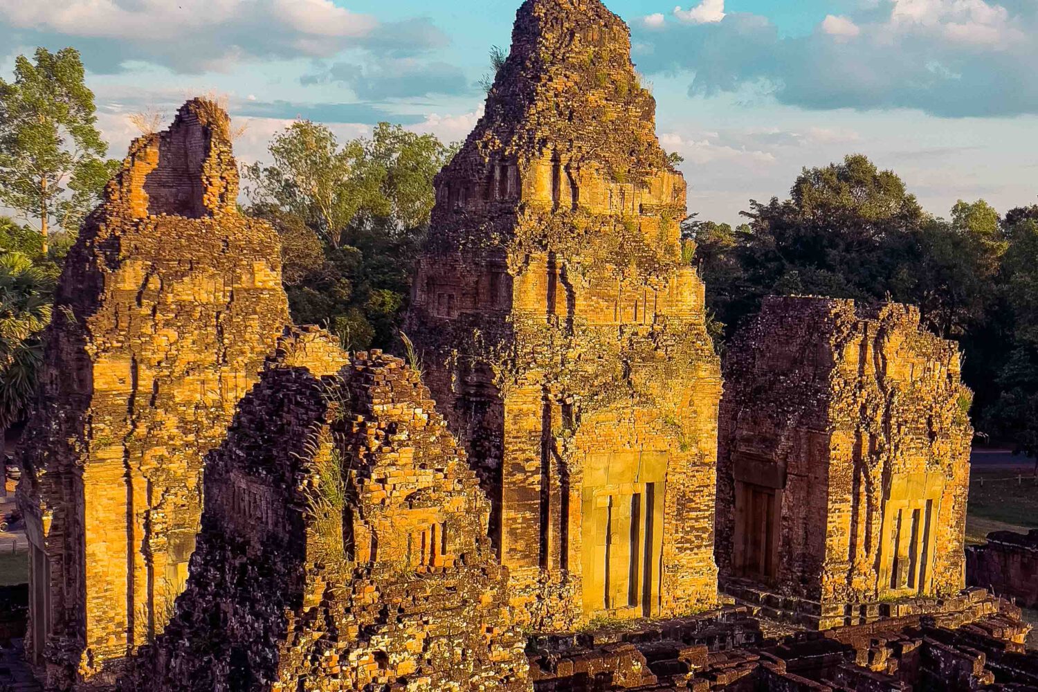 The beautiful of the temples shine the reflection from the sun.